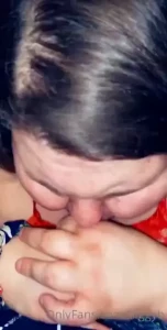 Who else loves giving blowjobs i might gag but i ll take as much as i