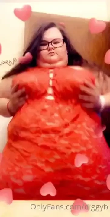 Who else likes fat titties and i m posting more anal stuff tomorrow if 