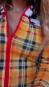 Shake ass see you tonight part 1