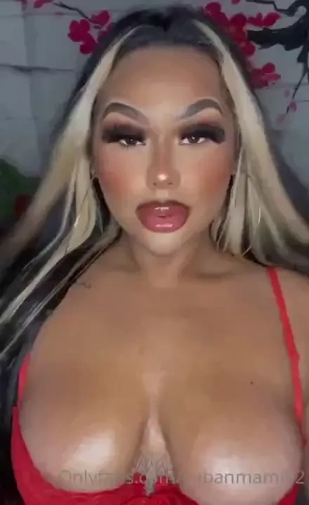 Hey loves just a quick psa i m going to be posting more b g content 