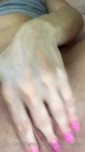 Home alone amp horny 5 videos i was home alone and feeling horny and part 2