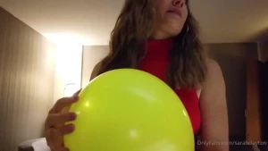 Setting up for some hotel fun i keep popping the balloons