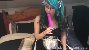 One of the first videos i made me cumming with a vibrator 3