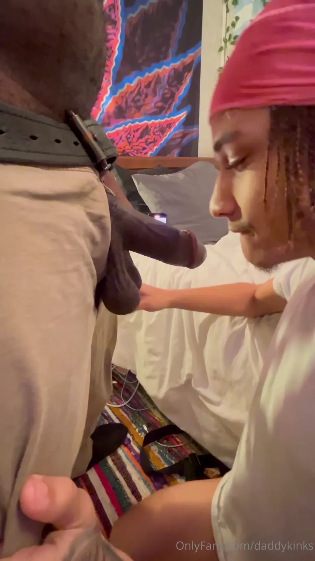 So many new vids omg 