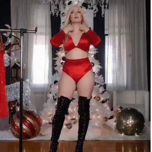 A brand new christmas haul is hitting your dms tonight and i made this part 2
