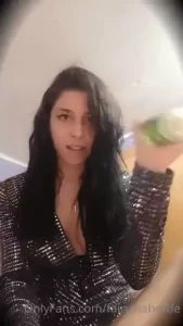 Yerterday i had a very horny night whoever wants the whole video 4