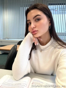 Today is especially boring at studying how about a chat