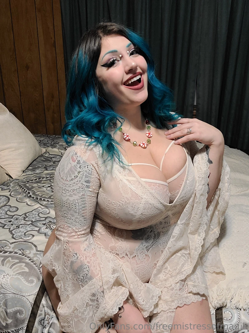 Happy a christmas eve lil video of me using my hands to climax part 15 