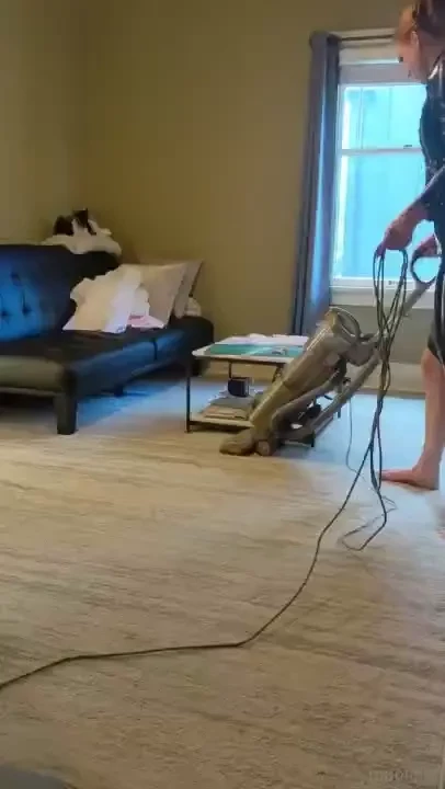 Taking advantage of this shining moment of productivity to tidy my 