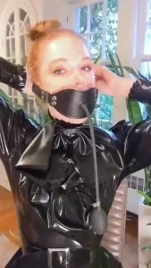 A little silence and a full mouth goes a long way