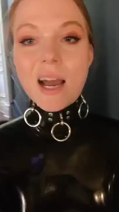 This place just expects me to rawdog these stairs in high heels i m 