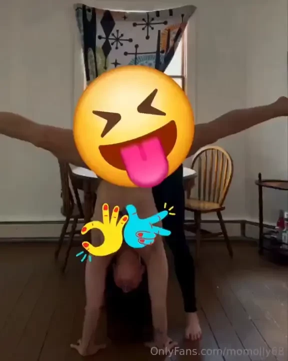 Guess whats in my mouth ask for the original 2min uncensored take 