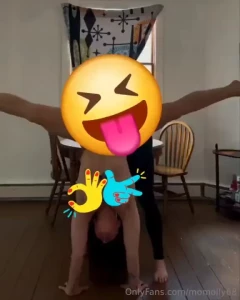 Guess whats in my mouth ask for the original 2min uncensored take