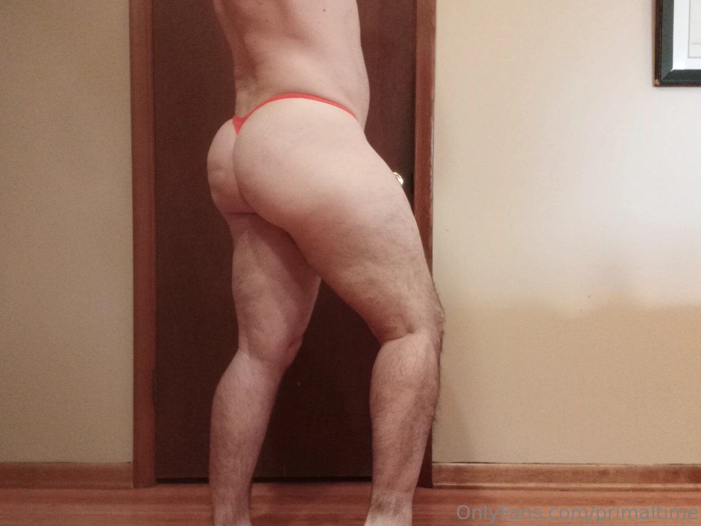 Just got some new hot gstrings in flossing my ass here s orange and 