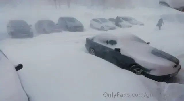 Winter to sibiria mom send me video 