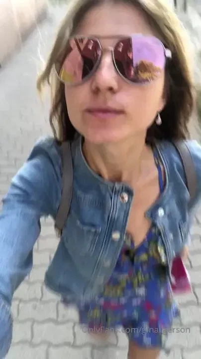 Sexy me going to do some business 