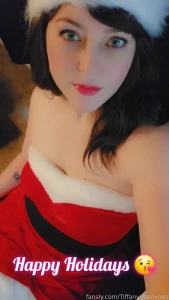 My gift to you this holiday season is a free 24h subscription please
