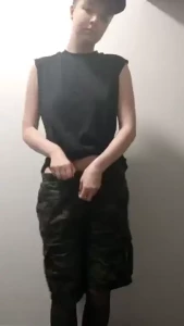 Can t wait till it s warm enough to wear my cargo shorts out again gt