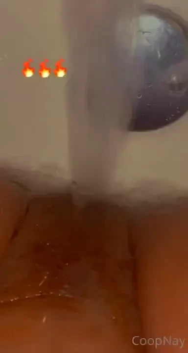 Bath time tip me for shower pics 