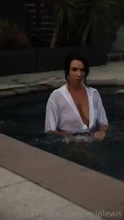 Let the playful waters of the jacuzzi ignite your desires wanna join 