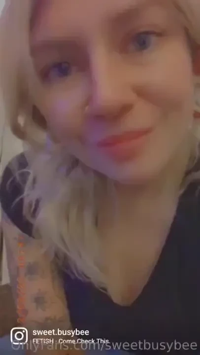 I have been soooo sick all day so here s me trying to be cute so i 