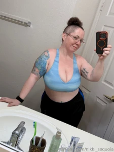 Happy friday quick delivery on customs this weekend 10 min dm me