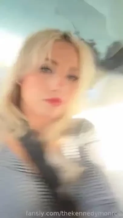 Hey heyyy going to get burgers at this tiktok viral place i guess i ll 