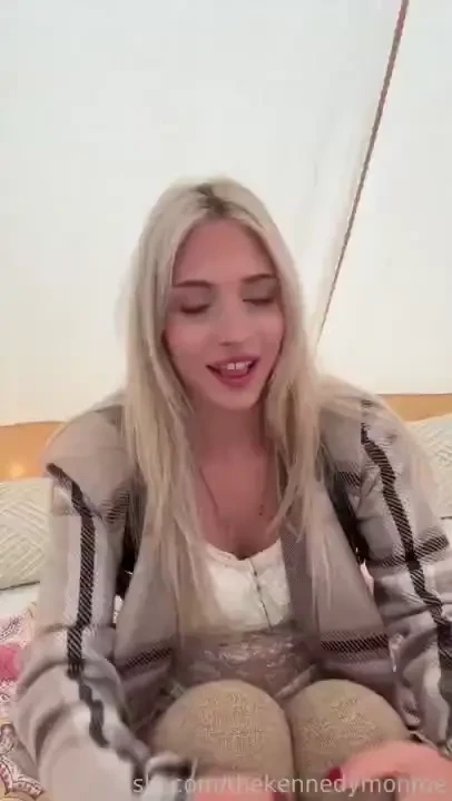 So here it is my official pussy fingering video because of all the 