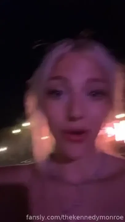 Daily goodie rn we are on a bathroom grabbing snacks break as we prep 