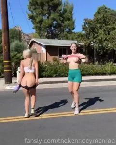 Flashing on a morning walk really gets the blood pumping w mayarue