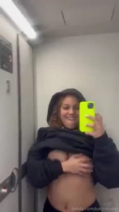 Want to see me get naked amp touch my on the airplane