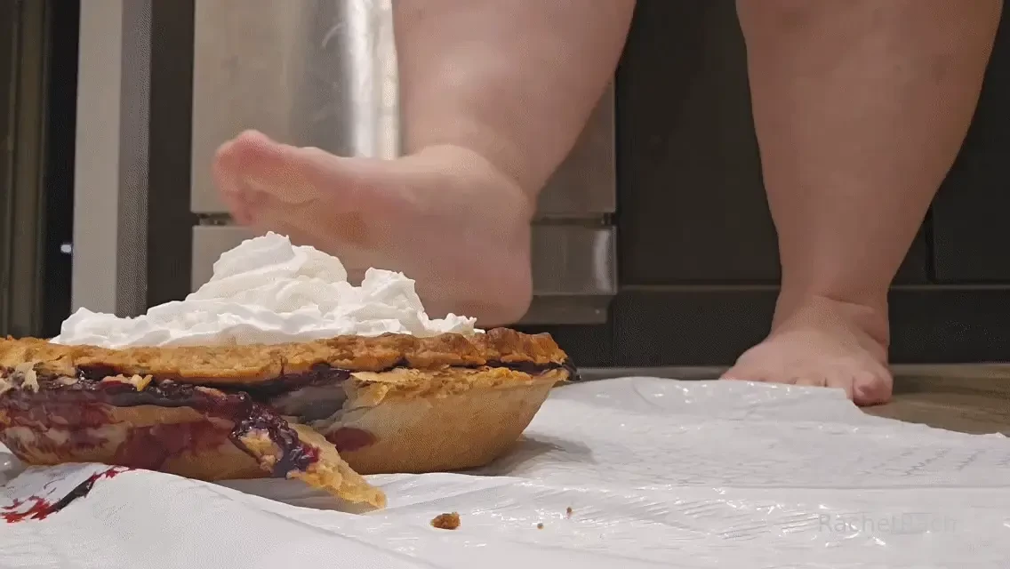 Ssbbw rachel squishes a hot gooey pie with her bbw feet i m not much 