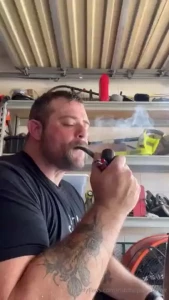 Does anyone else enjoy tobacco pipes they taste great but a lot more