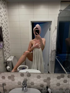 Subscriptions free only now emmablondangel do you want me to fulfil part 18