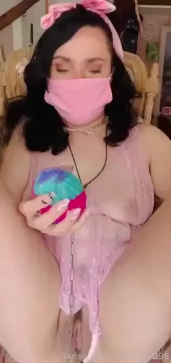 Enjoying my new egg from phreak i think this might become a daily wear 