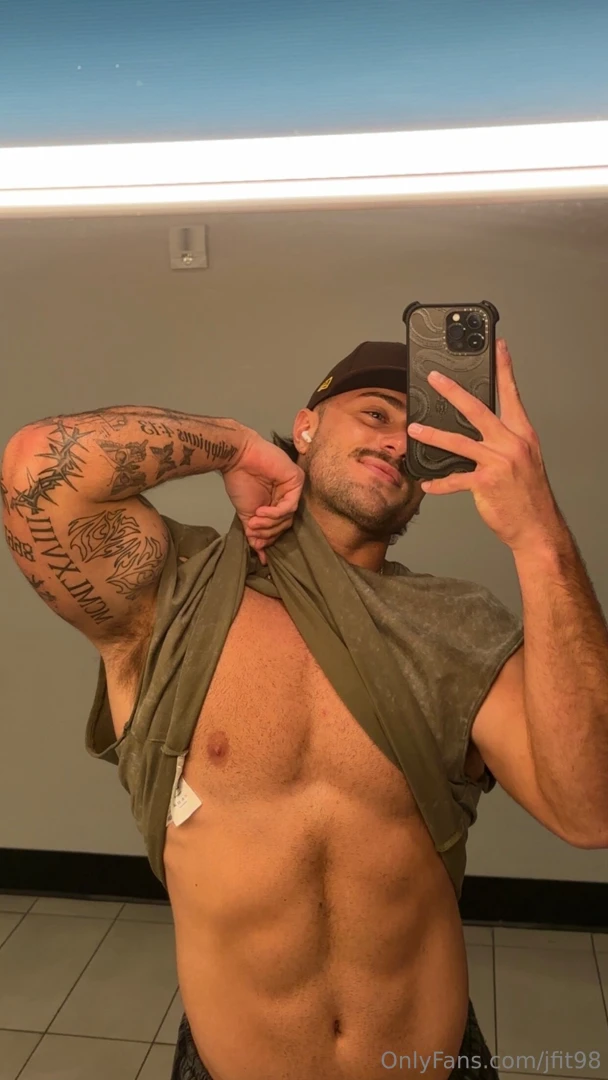 Suck my head lick my tip 