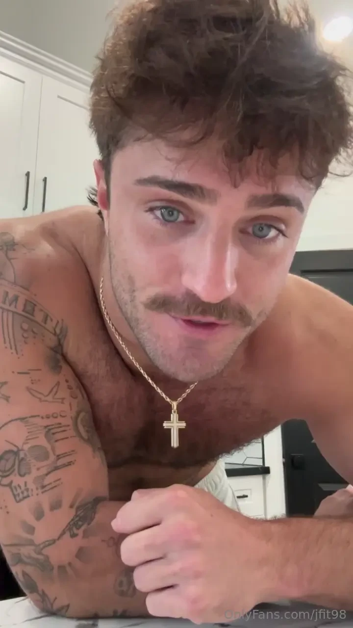 Live tmr 8pm cst 2 26 been a min lfg 