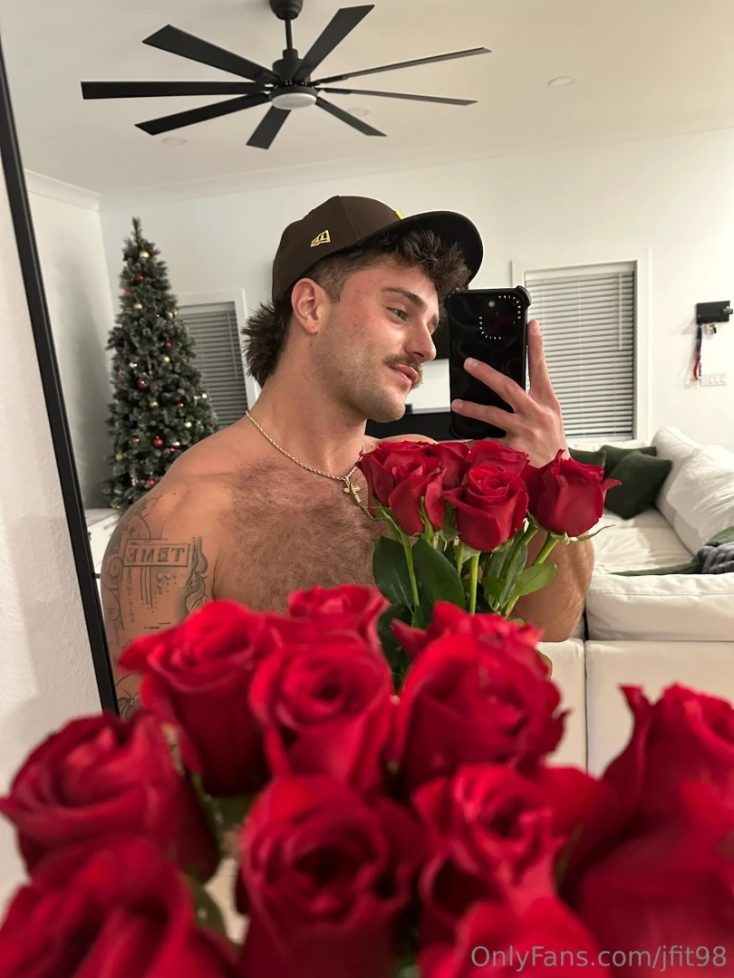 Happy valentine s day spent all day picking 25 of yall to receive the 