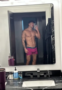 New toy alert crazy fuckin dm in 10 min