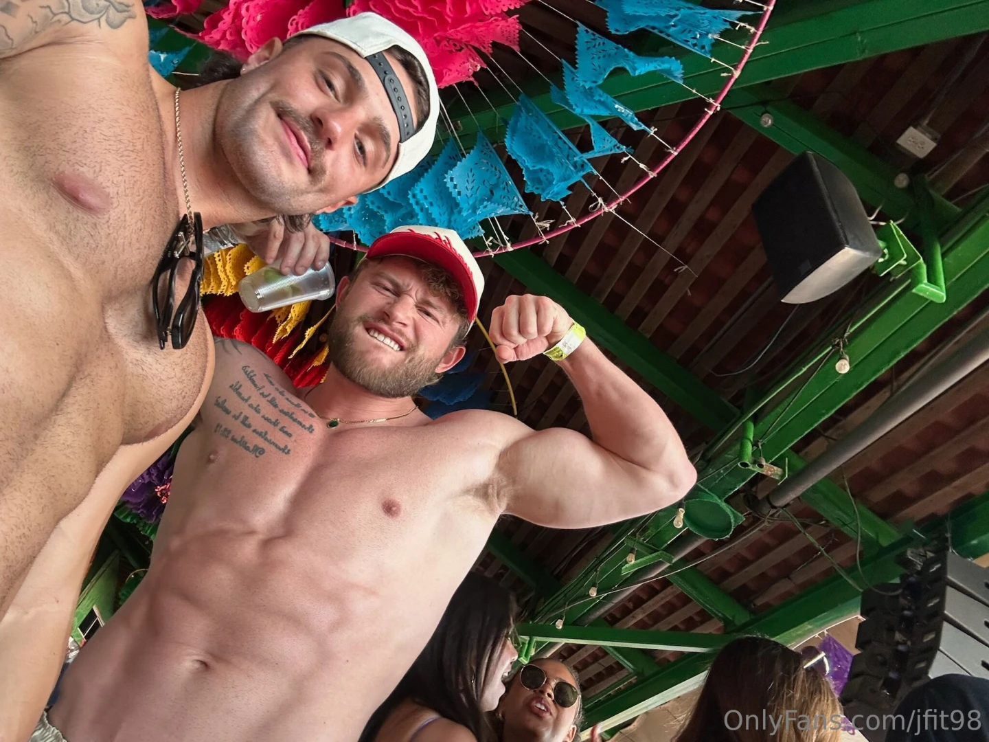 Yea i m drunkk as a motjerfucler rn i m in cabo but we could hit part 2 