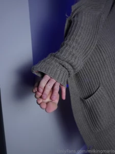 Gripping them tuddies haaarrrddddd woof so many toooeeeessss if you part 7