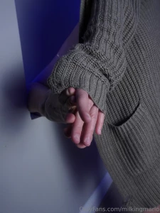 Gripping them tuddies haaarrrddddd woof so many toooeeeessss if you part 12