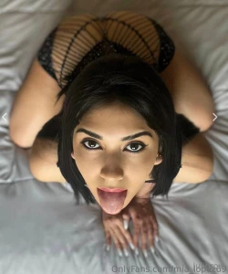Mia_lopez69 ready for all u want lets talk with me part 4