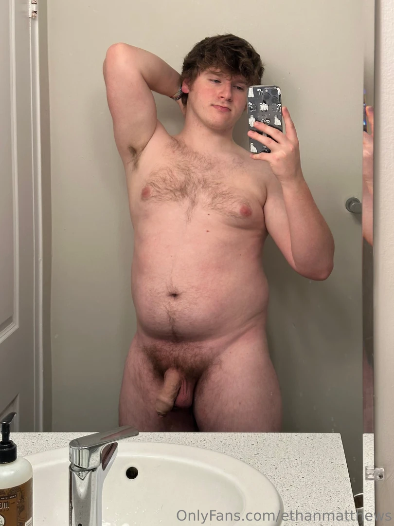 I might get a haircut soon anyway goodnight for now lovely sexy people 