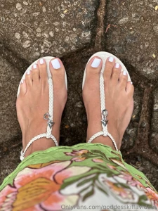 New white toes available for customs and video chat do you want to see