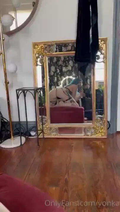 I do really love rediscovering my body with my new tattoos my ass 