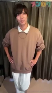 5 7 132 lbs 21yo straight boy from the soccer club funny straight boy