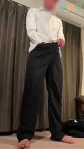 The student in the baseball club takes a selfie solo video this