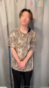 5 7 127 lbs 18yo naughty puppy-boy college freshman s debut this twink