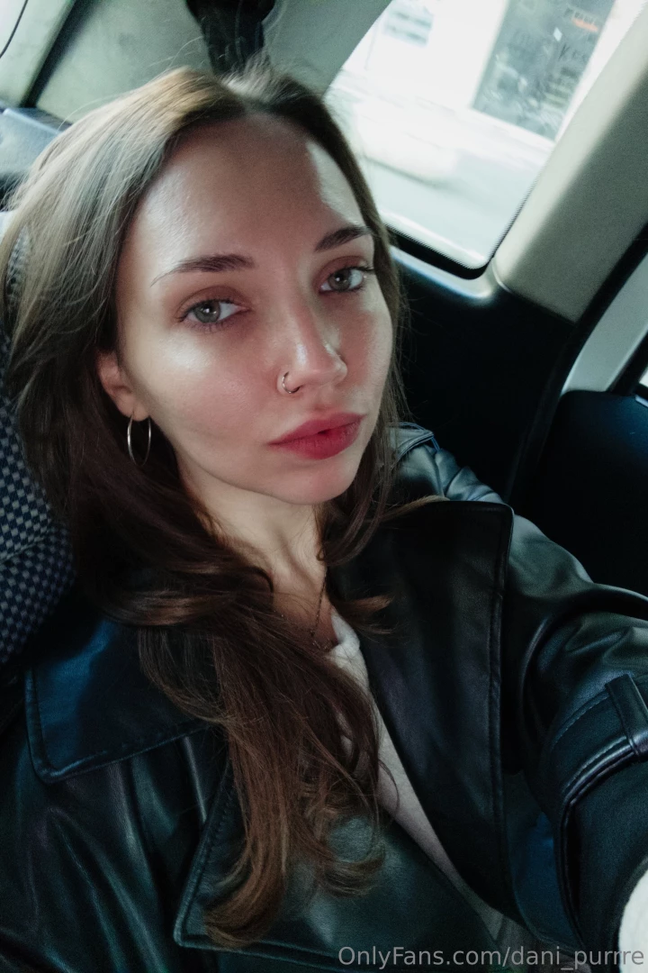 Do you ever get the feeling that someone is reading your mind i feel 